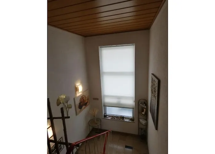 With 3 Bedrooms Holiday home Treis-Karden